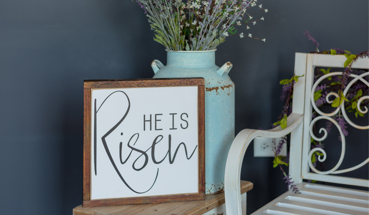 He is risen - Photo:canva.com